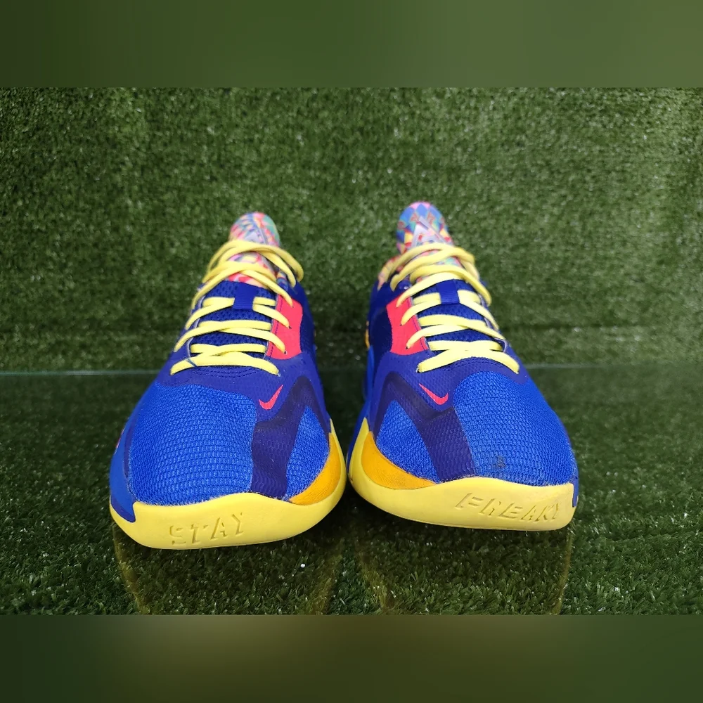 Nike reposhing this